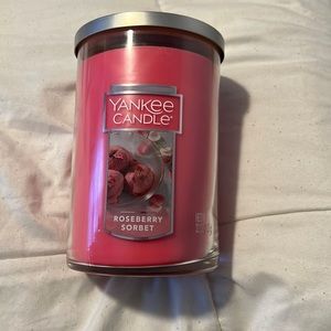 New Yankee Candle lg candle